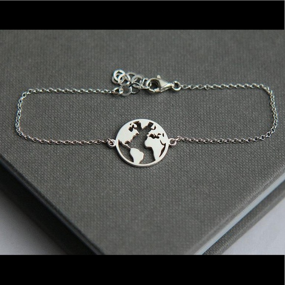 Sterling silver world/globe/map bracelet - Picture 2 of 6